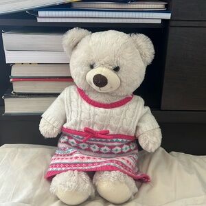 build a bear stuffed animal teddy bear, with cute outfit, new condition.
